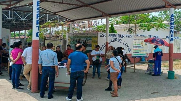 Por falta de energía eléctrica, padres cierran primaria en El Cedro