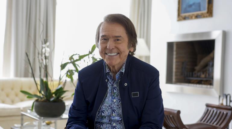 Raphael es la Persona del Año 2025 de la Academia Latina de la Grabación