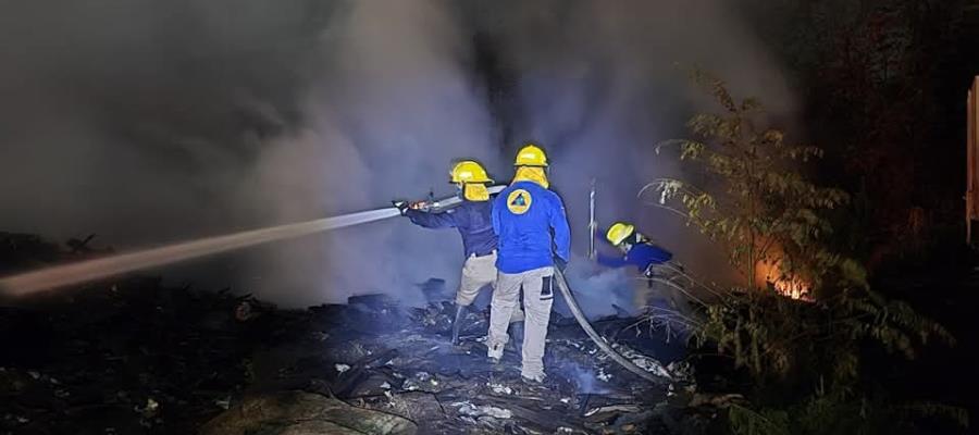 Controla PC Centro incendio en basurero municipal
