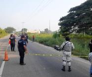 Encuentran cuerpo embolsado cerca de la Sala de Juicios Orales en Comalcalco