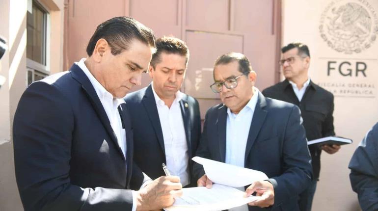 Jueza rechaza amparo a favor de Aureoles; orden de captura sigue vigente