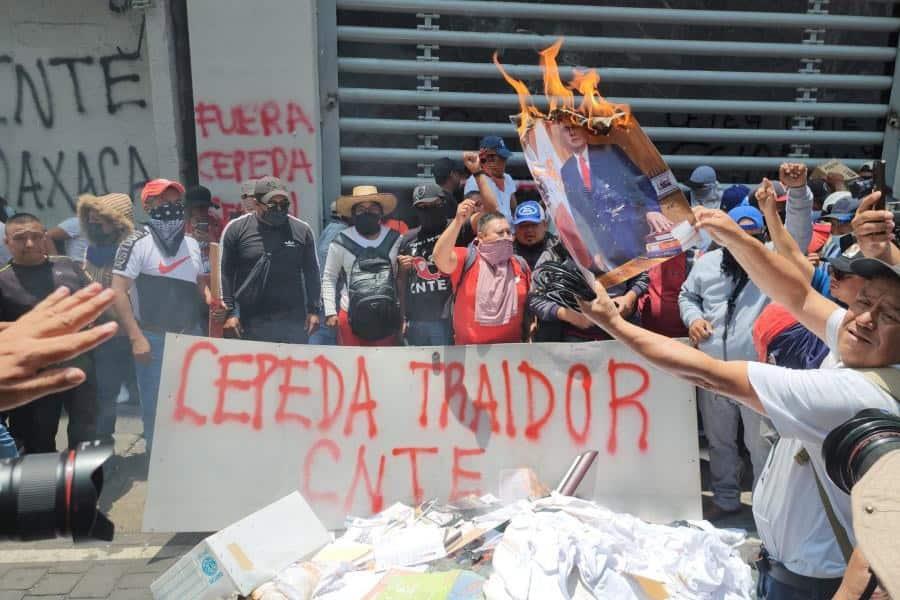 Califica Sheinbaum de "provocación" destrozos de la CNTE en CDMX Califica Sheinbaum de "provocación" destrozos de la CNTE en CDMX