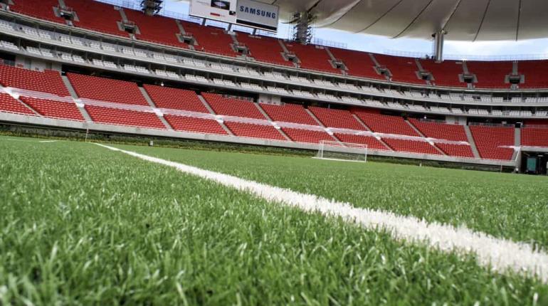 Estadio de Chivas no estará en condiciones y aplazan la jornada 1