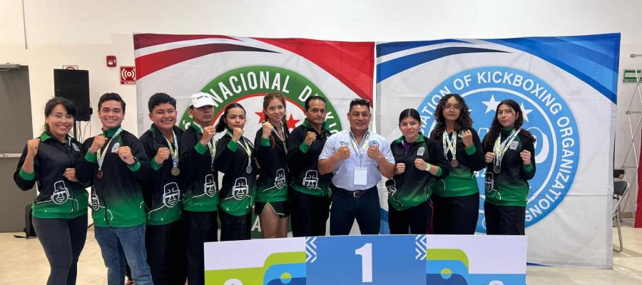 Suma UJAT 13 medallas en kick boxing en los juegos del CONDDE Suma UJAT 13 medallas en kick boxing en los juegos del CONDDE