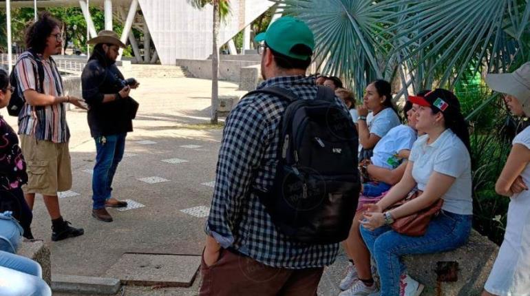 Realizan 1a marcha en Villahermosa contra proyecto del Museo Olmeca