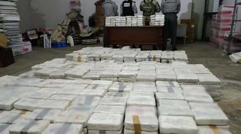Con rayos X detectan más de una tonelada de cocaína del CJNG dentro de camión en Chiapas