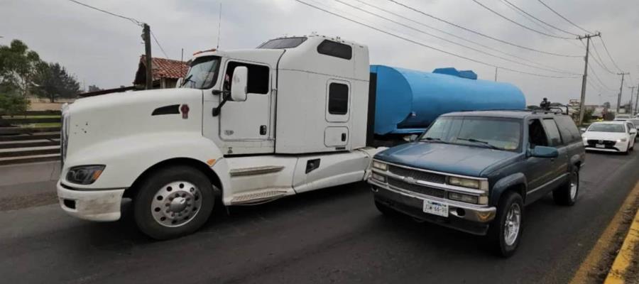 Aseguran pipa con 30 mil litros de huachicol en Jalisco