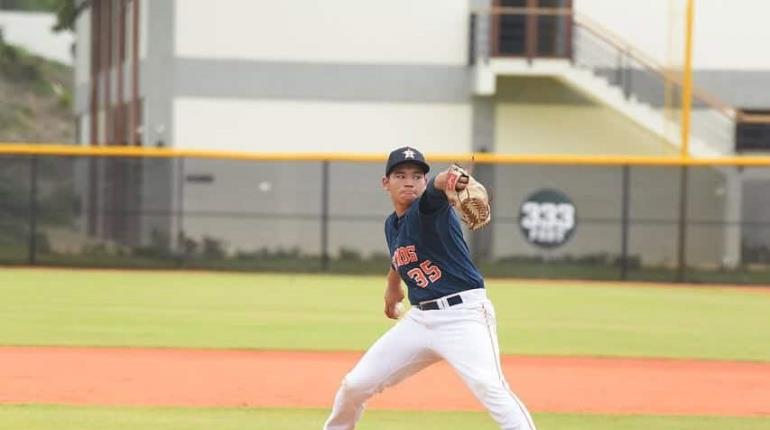Pitcher tabasqueño debuta con los Astros de Houston en República Dominicana