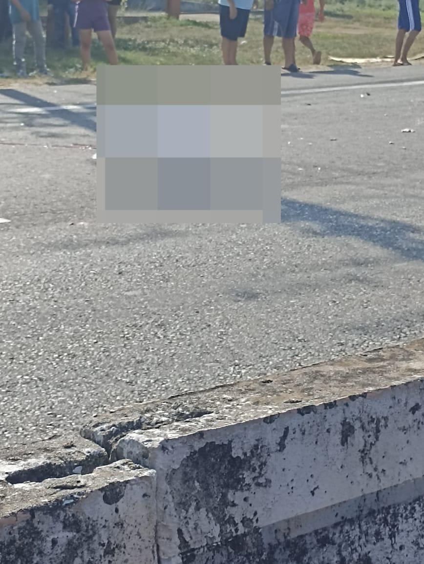 Muere mujer tras ser arrollada por un camión repartidor en la Villahermosa-Frontera Muere mujer tras ser arrollada por un camión repartidor en la Villahermosa-Frontera