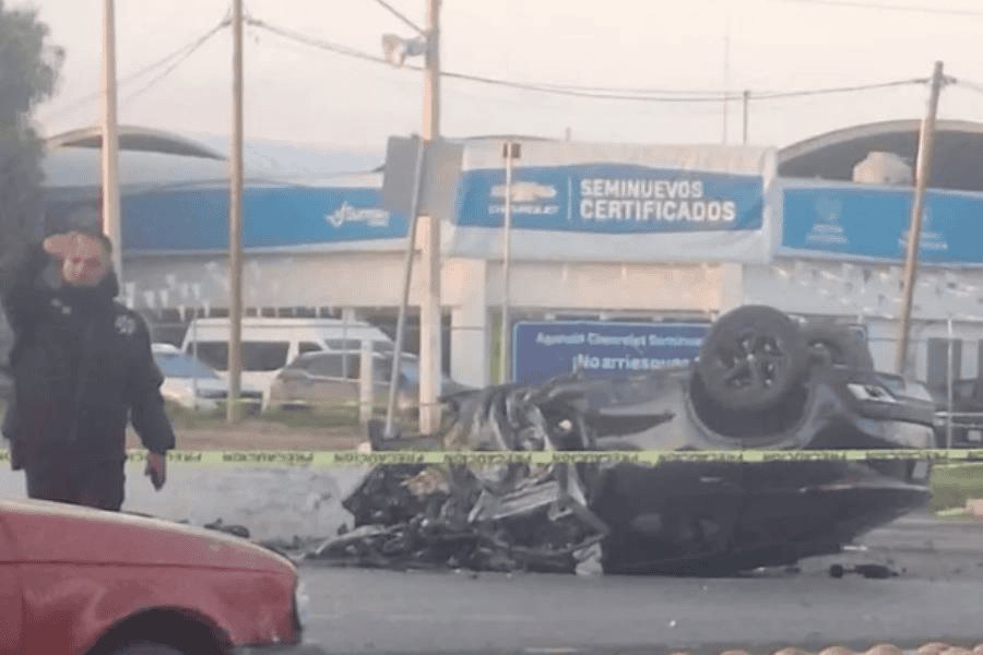Fallecen en accidente automovilístico 2 presuntos militares en Edomex