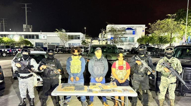 Detienen a 3 en Comalcalco, entre ellos, a la posible pareja de ´El Guasón´