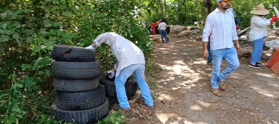 Retiran llantas, sanitarios, refrigeradores, ropa, maletas y toneladas de escombros de la Laguna El Camarón Retiran llantas, sanitarios, refrigeradores, ropa, maletas y toneladas de escombros de la Laguna El Camarón