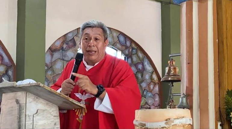 No olvidarse de convocar al Espíritu Santo para estar en comunión con Dios: Padre Tiktokero