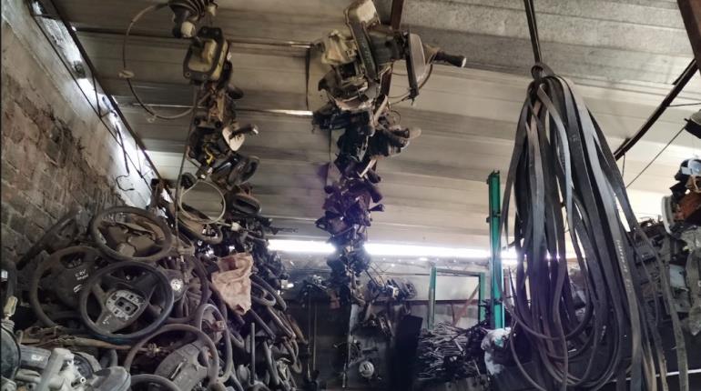 Decomisan más de 203 toneladas de autopartes robadas en CDMX