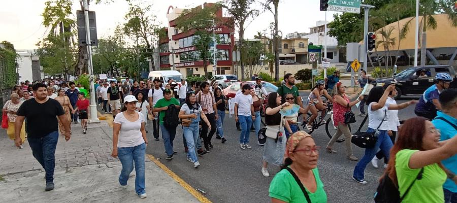 Marchan contra proyecto del Museo Nacional Olmeca Marchan contra proyecto del Museo Nacional Olmeca