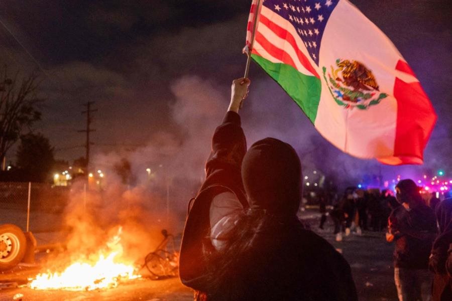 Embajador de EE. UU. en México critica manifestaciones violentas en Los Ángeles Embajador de EE. UU. en México critica manifestaciones violentas en Los Ángeles