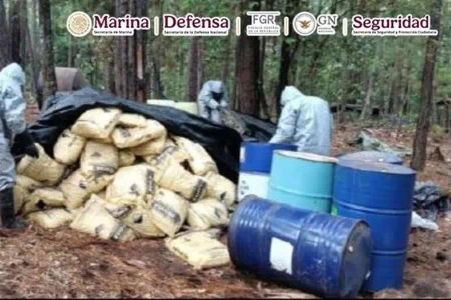 Aseguran más de 42 toneladas de droga y desmantelan 5 laboratorios clandestinos en Sinaloa Aseguran más de 42 toneladas de droga y desmantelan 5 laboratorios clandestinos en Sinaloa