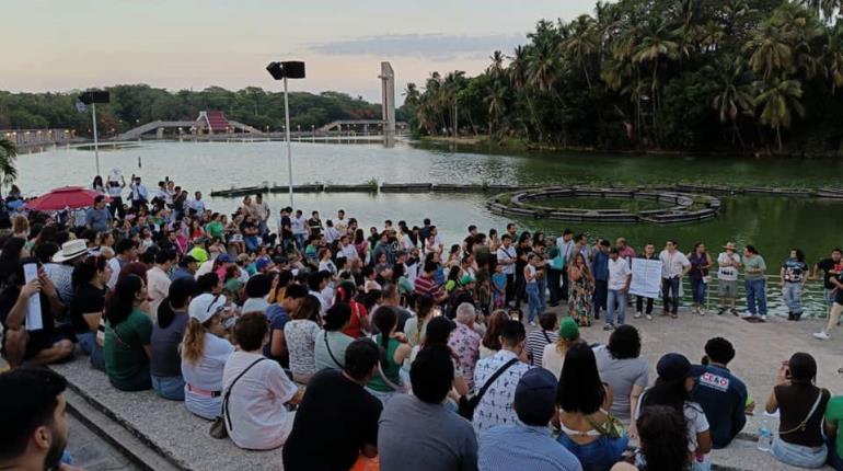 Marchan por segundo día contra Museo Olmeca; los citan en Segotab
