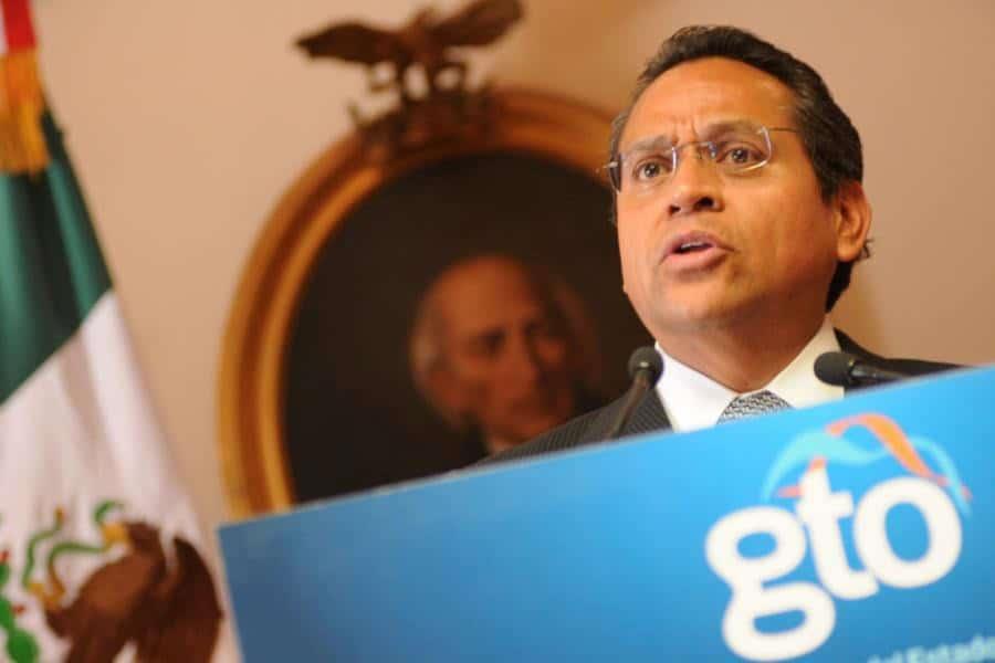 Juan Manuel Oliva, exgobernador de Guanajuato, renuncia al PAN Juan Manuel Oliva, exgobernador de Guanajuato, renuncia al PAN