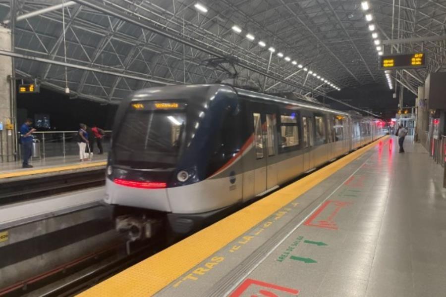 Muere mexicano tras caer a las v&iacute;as del metro de Panam&aacute;