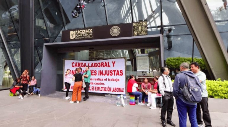 Trabajadores del Poder Judicial y presunto grupo de choque protagonizan enfrentamiento en la CDMX