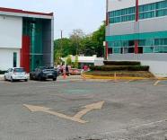 Reacción química en laboratorio de UVM deja un alumno herido