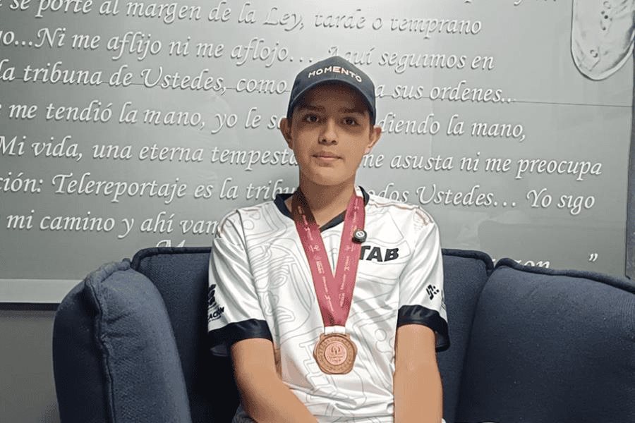"Todo esfuerzo tiene su recompensa": Ernesto Torres, bronce en la Olimpiada Nacional 2025 "Todo esfuerzo tiene su recompensa": Ernesto Torres, bronce en la Olimpiada Nacional 2025