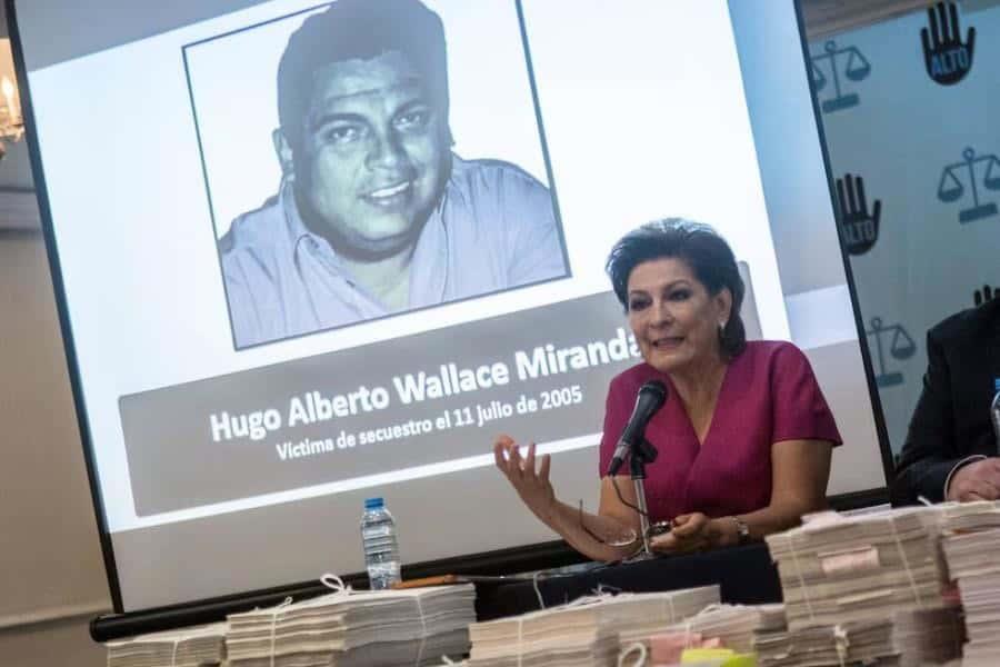 Ordena SCJN liberar a Juana Hilda González, sentenciada por secuestro de Hugo Wallace Ordena SCJN liberar a Juana Hilda González, sentenciada por secuestro de Hugo Wallace