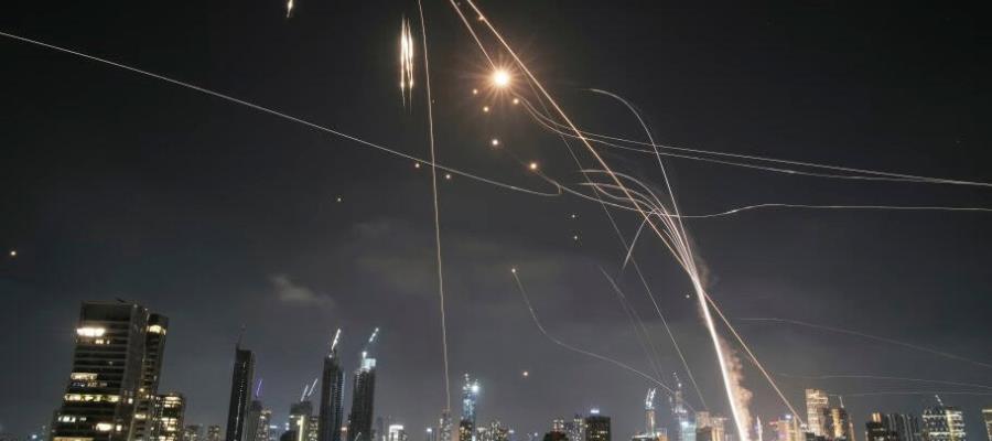 Irán lanza cuarto ataque sobre Israel; reportan al menos 13 heridos