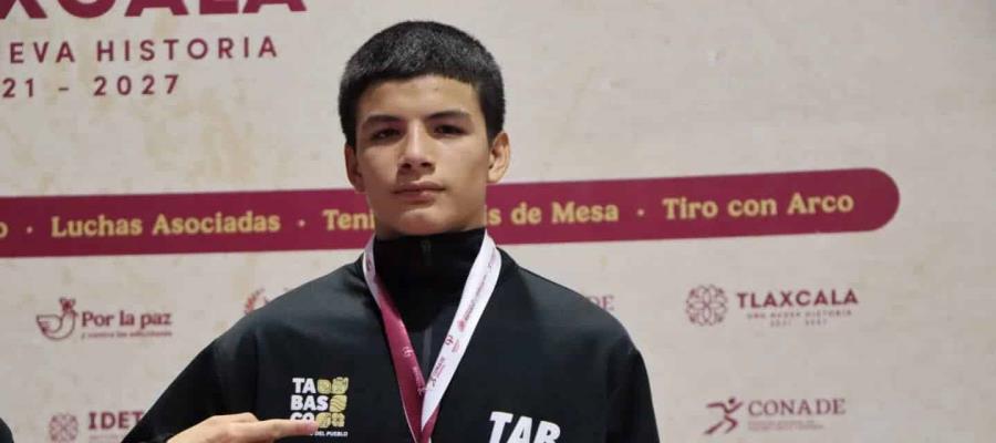 Tabasco gana medalla de bronce en Luchas Asociadas y Karate en la Olimpiada Nacional