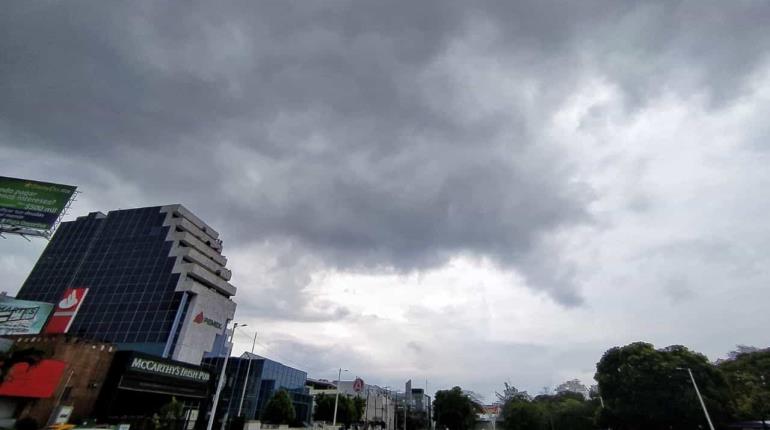 Chubascos con lluvias puntuales fuertes pronostica Conagua para este lunes en Tabasco