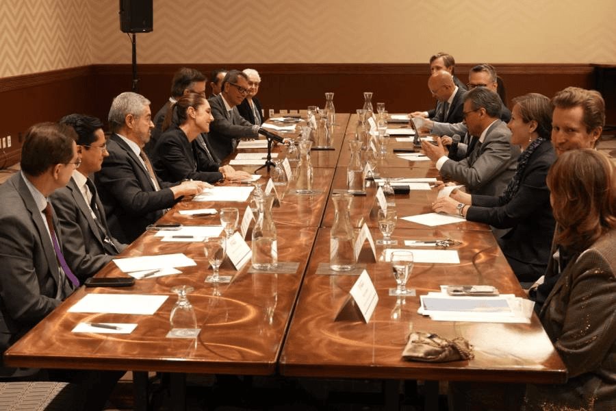 Sheinbaum se reúne con integrantes del Consejo Empresarial de Canadá y dialogan sobre el Plan México Sheinbaum se reúne con integrantes del Consejo Empresarial de Canadá y dialogan sobre el Plan México