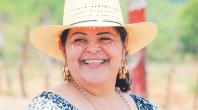 Asesinan a balazos a la alcaldesa de Tepalcatepec y su esposo en Michoacán