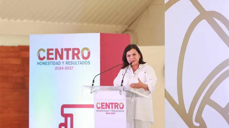 Yolanda Osuna anuncia que entregará más apoyos a afectados por tromba del miércoles pasado