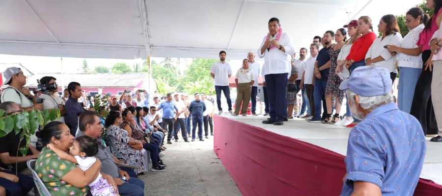 Tiendas del Bienestar también surtirán medicamentos: Gobernador de Tabasco Tiendas del Bienestar también surtirán medicamentos: Gobernador de Tabasco