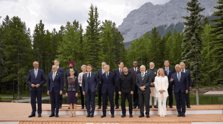 Acuerdan Sheinbaum y Modi fortalecer inversión científica y tecnológica tras reunión en el G7