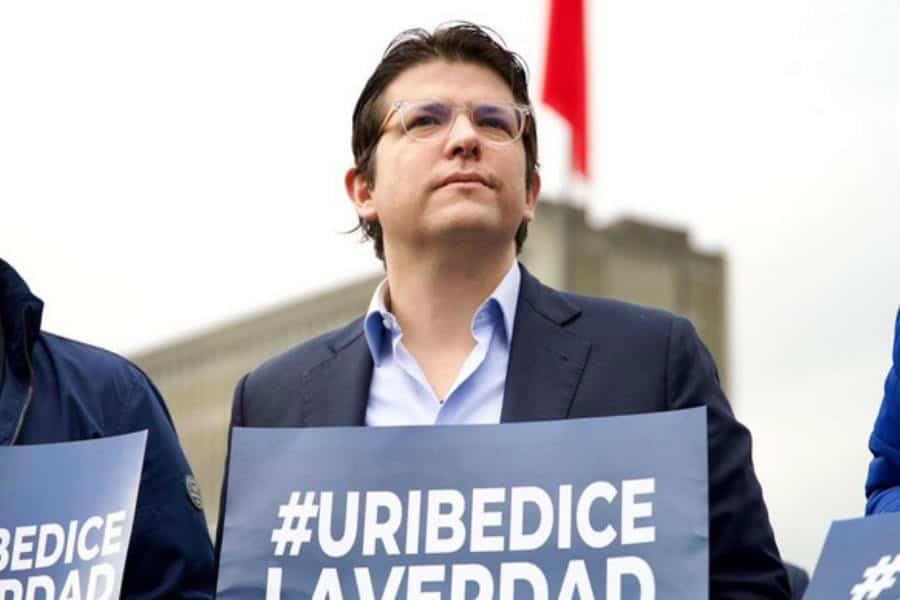 Fundación Santa Fe desmiente comunicado sobre fallecimiento de Miguel Uribe Fundación Santa Fe desmiente comunicado sobre fallecimiento de Miguel Uribe