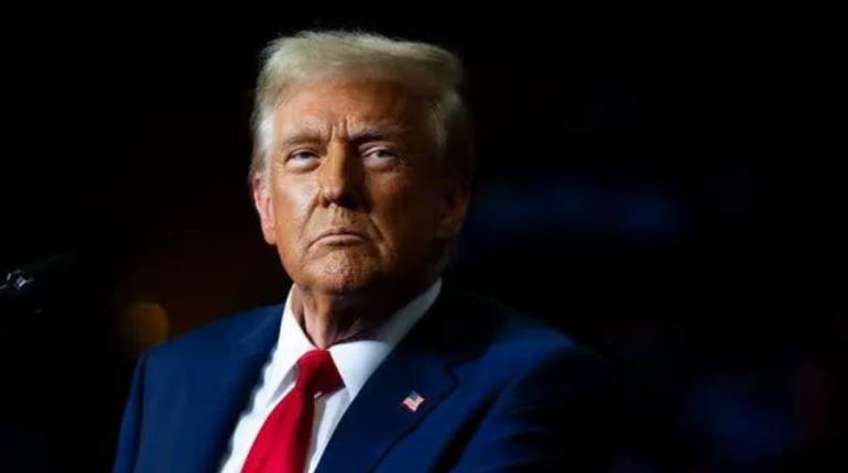 Trump afirma que Irán lo buscó para negociar, pero estimó que es "demasiado tarde"
