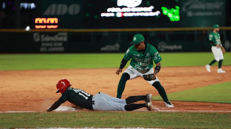 Con rally de 10 en la tercera, Durango evita la barrida y se lleva el tercero de la serie