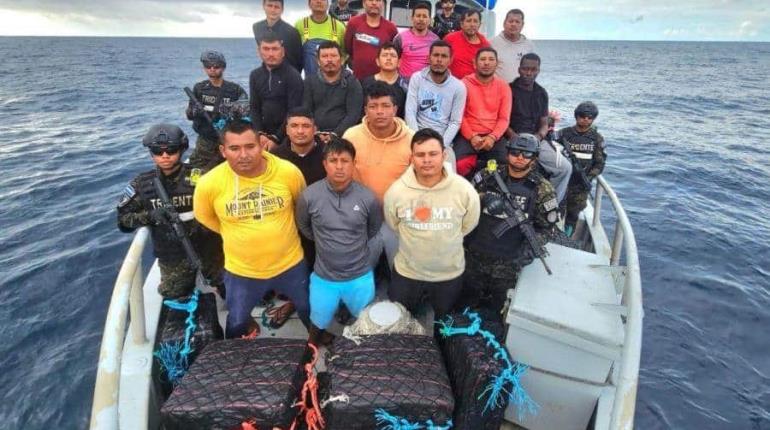 Decomisan 6.3 toneladas de cocaína en El Salvador; hay tres mexicanos entre los 17 detenidos