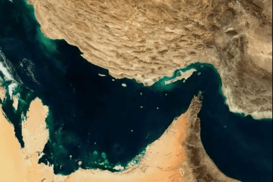 Parlamento iraní pide cierre de Ormuz por ataque a instalaciones nucleares