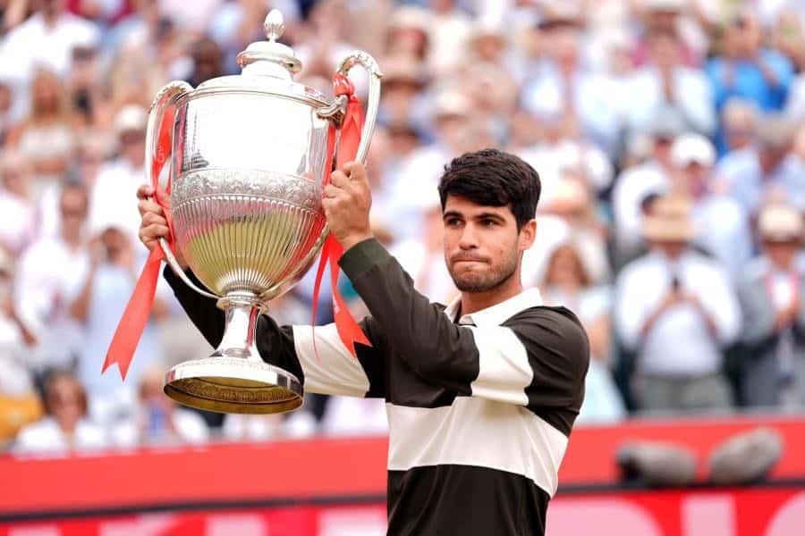 Carlos Alcaraz es campeón de Queen´s Carlos Alcaraz es campeón de Queen´s