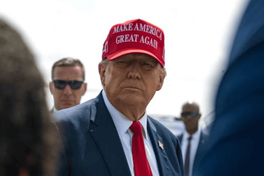 Trump sugiere un cambio de régimen en Irán Trump sugiere un cambio de régimen en Irán