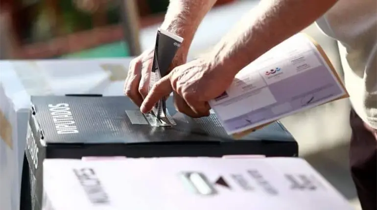 Califica Sheinbaum de "buena propuesta" adelantar revocación de mandato para 2027