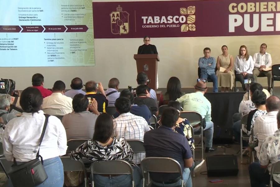 Oficial Mayor Vania de Alba, es la encargada del proceso de extinción del ITAIP y la SESEA