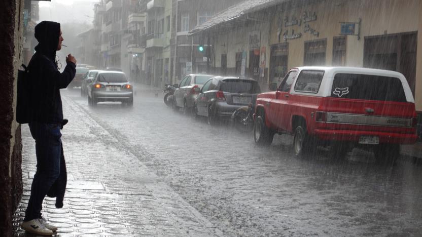 Lluvias de fuertes a muy fuertes se esperan para este lunes en algunas zonas de Tabasco Lluvias de fuertes a muy fuertes se esperan para este lunes en algunas zonas de Tabasco
