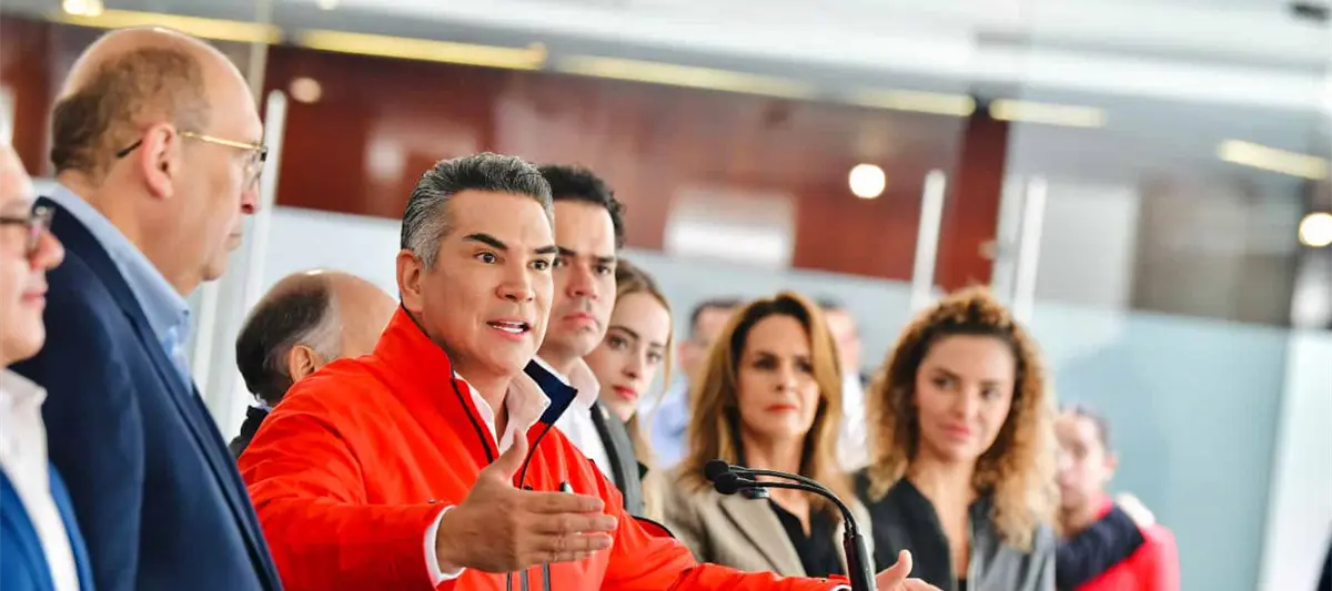 "Hasta apodo de capos tienen, dice Alito Moreno sobre suspensión otorgada a Andy y Bobby López Beltrán