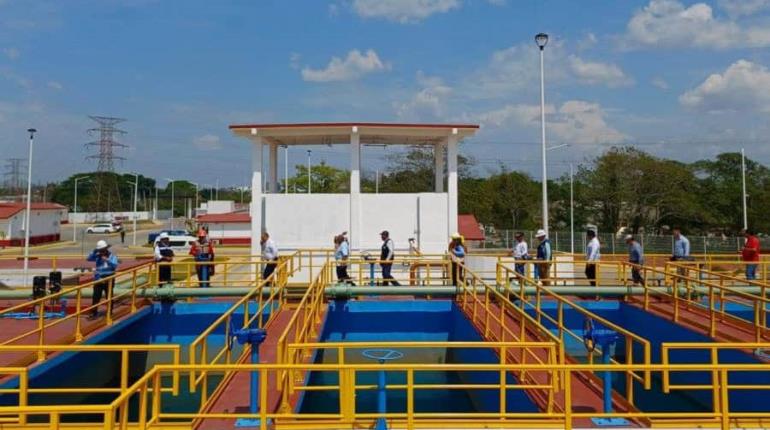 Ingenieros Civiles de Tabasco recorren potabilizadora Carrizal II, para conocer procesos operativos