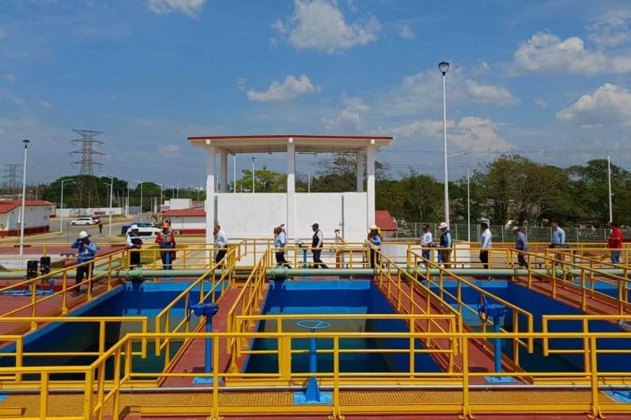 Ingenieros Civiles de Tabasco recorren potabilizadora Carrizal II, para conocer procesos operativos Ingenieros Civiles de Tabasco recorren potabilizadora Carrizal II, para conocer procesos operativos