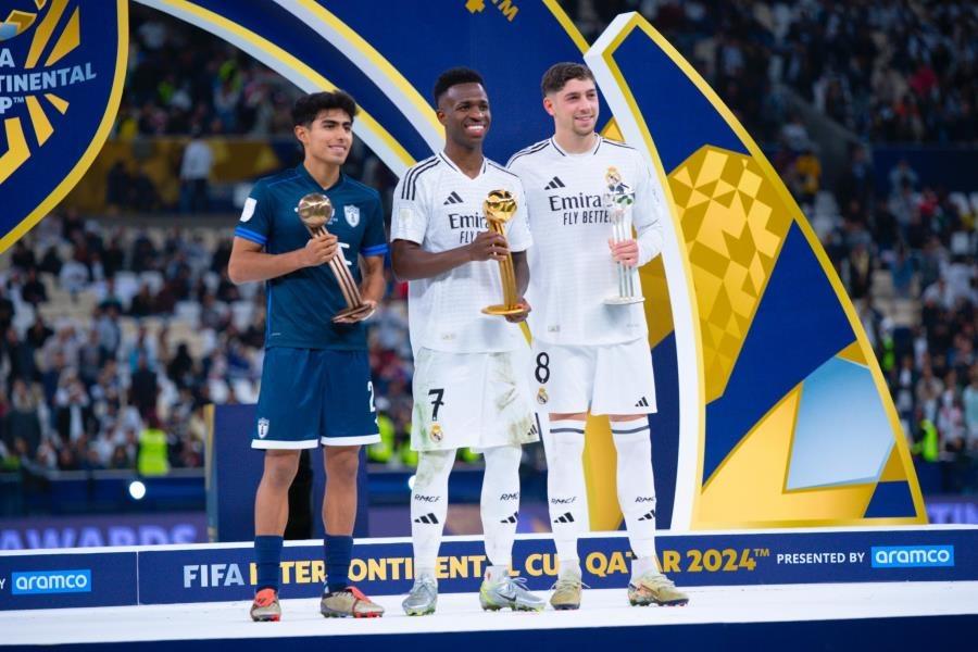 El&iacute;as Montiel, canterano de Pachuca, en radar del Ajax de Pa&iacute;ses Bajos